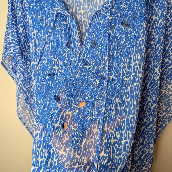 Kenneth Cole Reaction Blue White Swim Cover Up Embroidered Cut Outs Woman Small - Picture 6 of 10